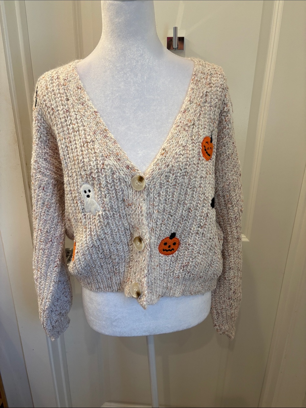NWT viral Luna Ivy Soft Cream Halloween Button-Front Cardigan Sweater- XS